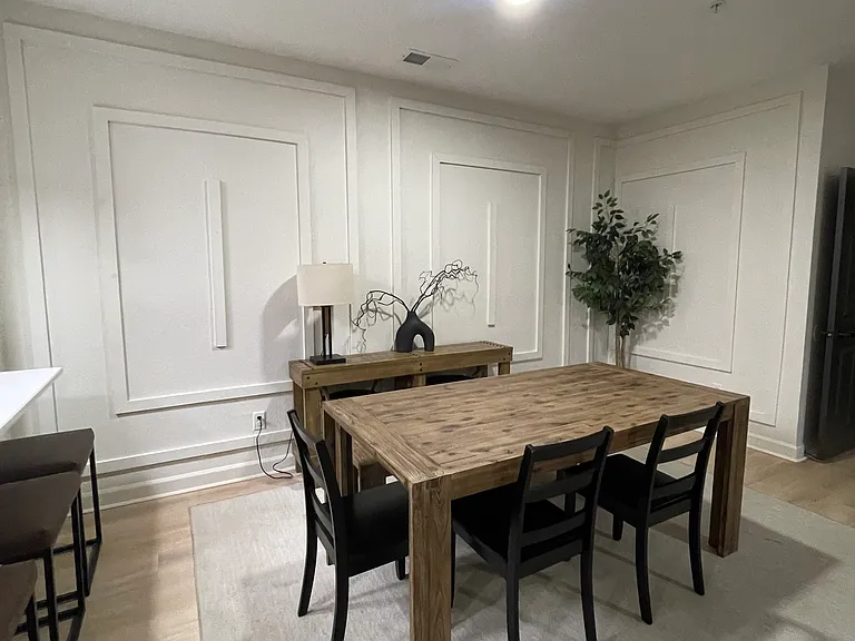 3176 Feltrim Pl #302 — Photo 5