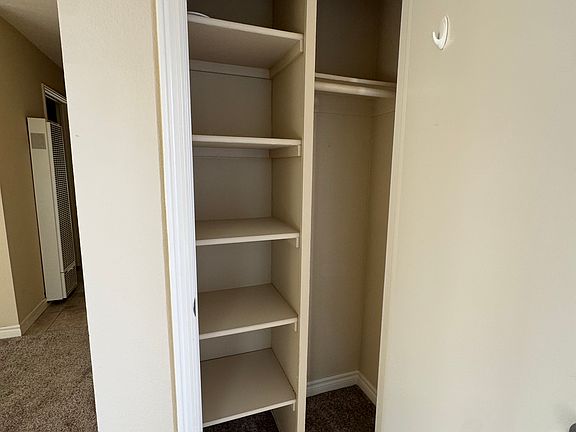 Entrance closet