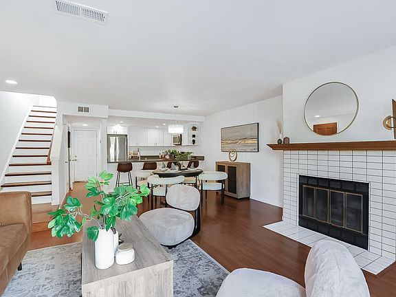 4th image of 1306 Chandon Ct