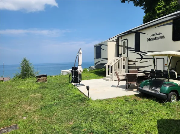 7945 Lake Rd #711, Sodus Pt, NY 14555