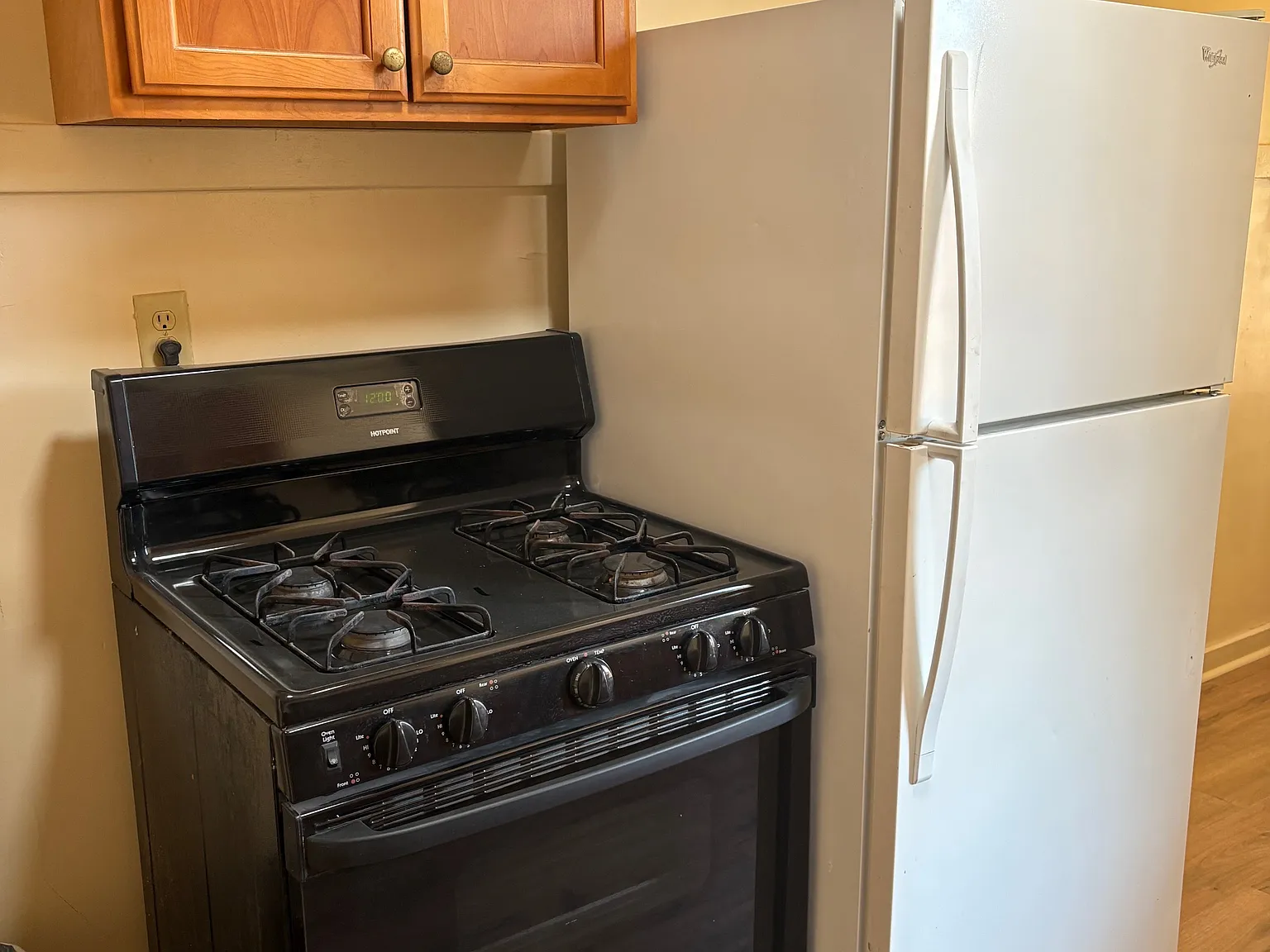 4 bed, $900 — Photo 3