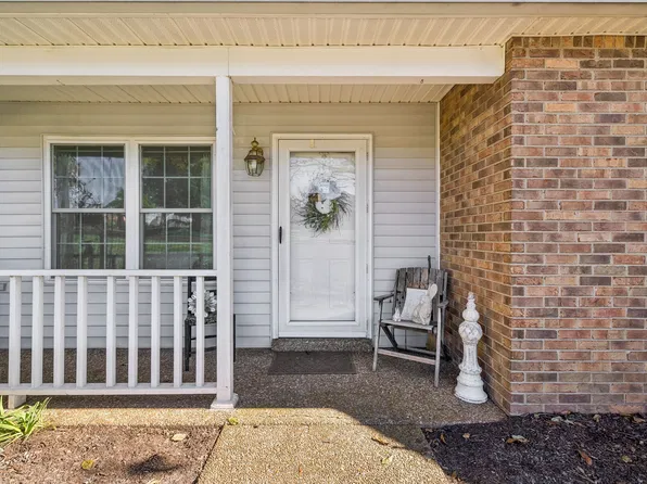105 Cumberland Trce Unit 105, Nashville, TN 37214