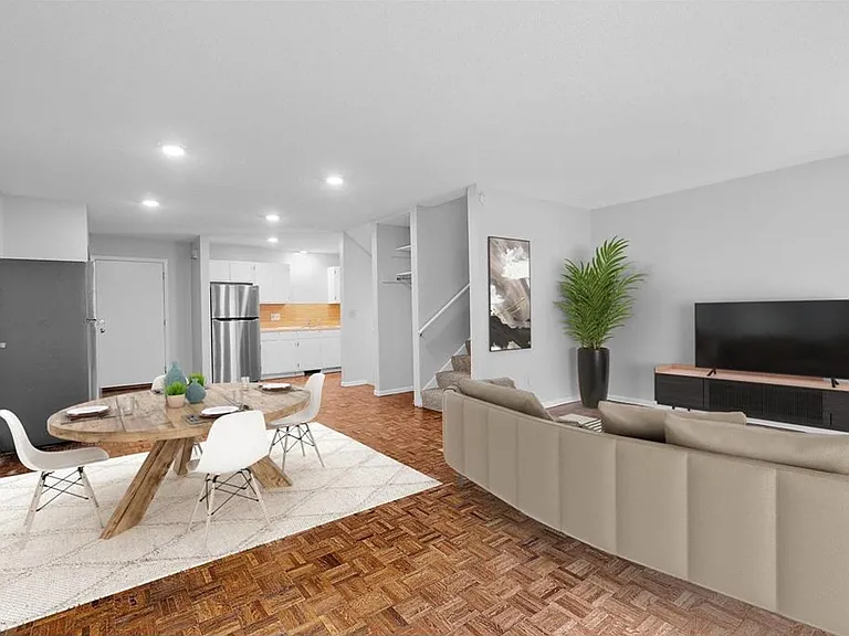 Van Cleve Townhomes — Photo 2