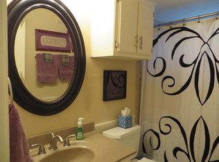 1001 S Neptune Rd, Edmond, OK 73003