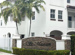 8620 NW 97th Ave APT 215, Doral, FL 33178
