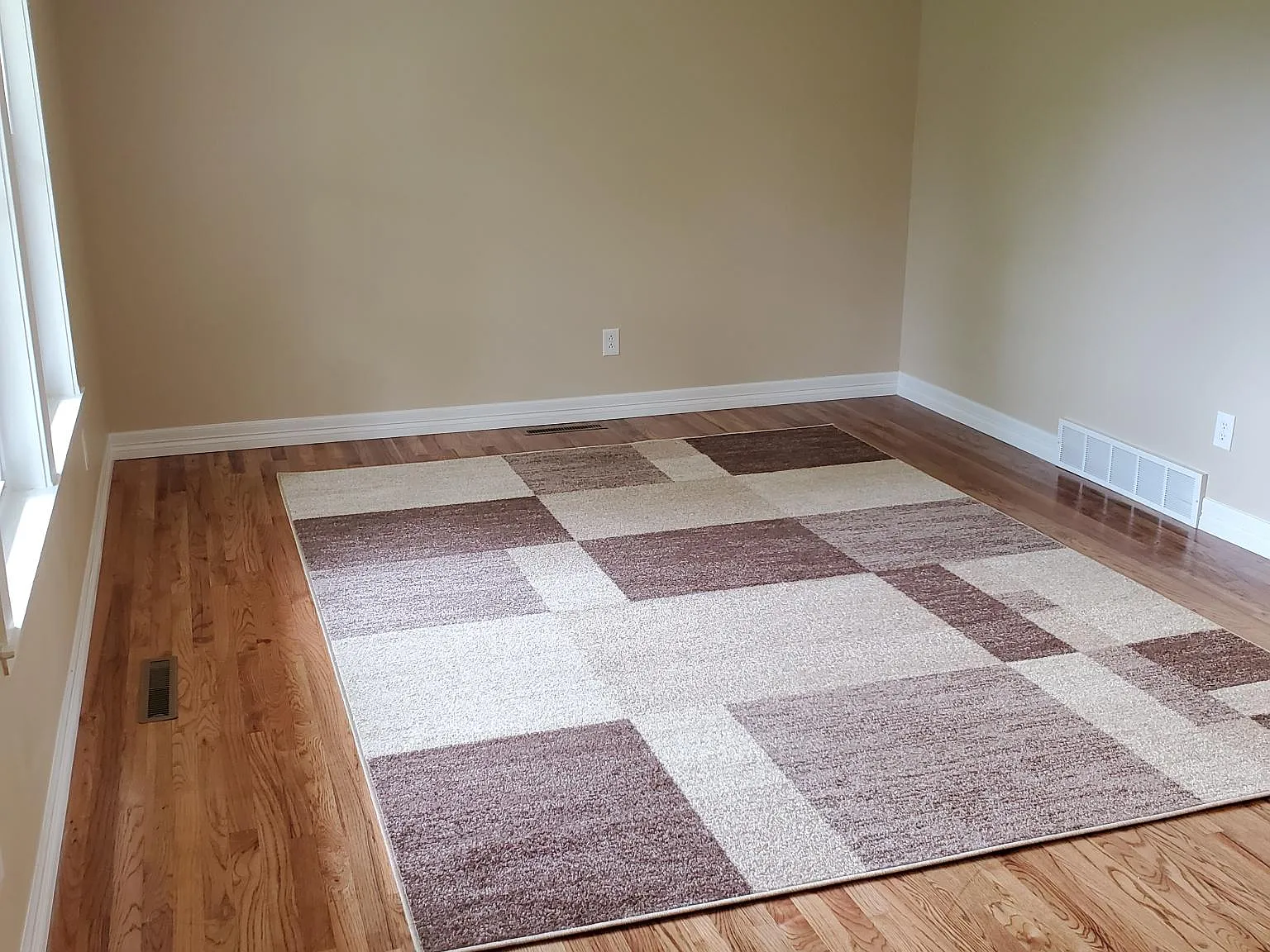 4 bed, 1463 sqft, $2,150 — Photo 4
