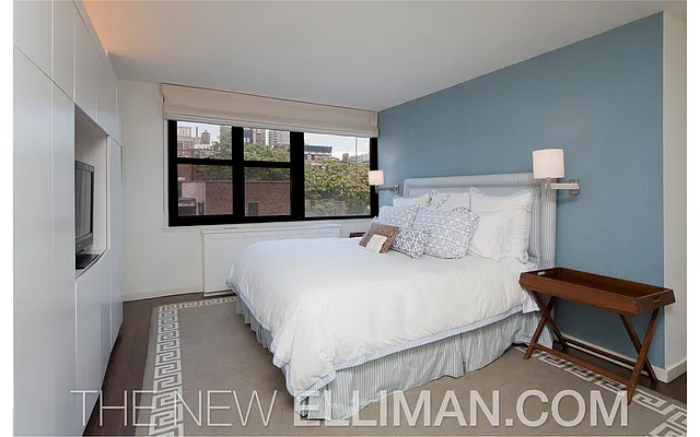 Sold by Douglas Elliman | media 18