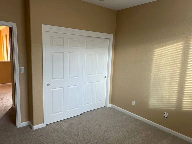108 Matisse Dr — Photo 16