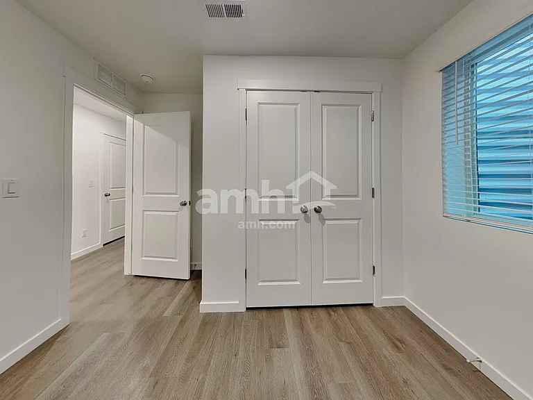 330 N Addison Way — Photo 20