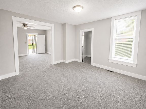 2nd image of 3005 E 19th Ter