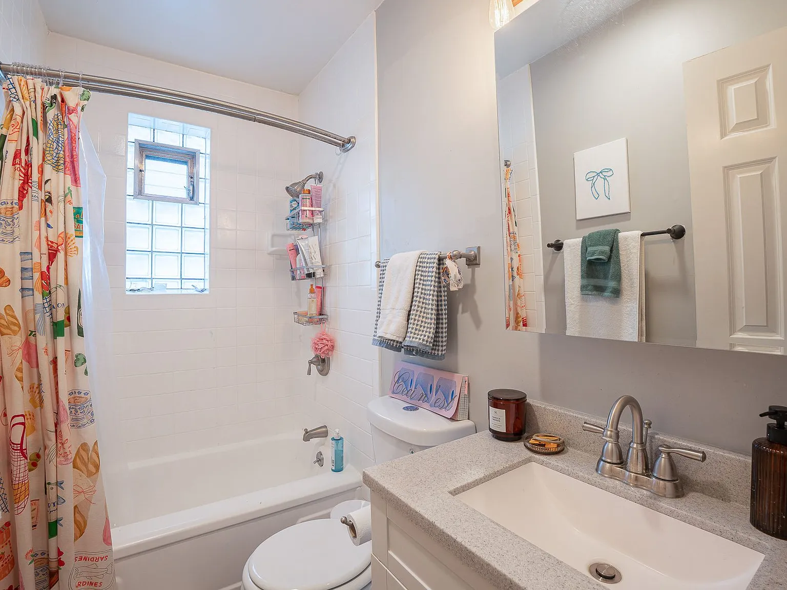 2436 S Wentworth Ave — Photo 3