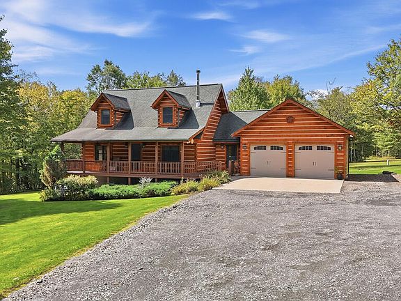 3rd image of 783 Tanglewood Rd