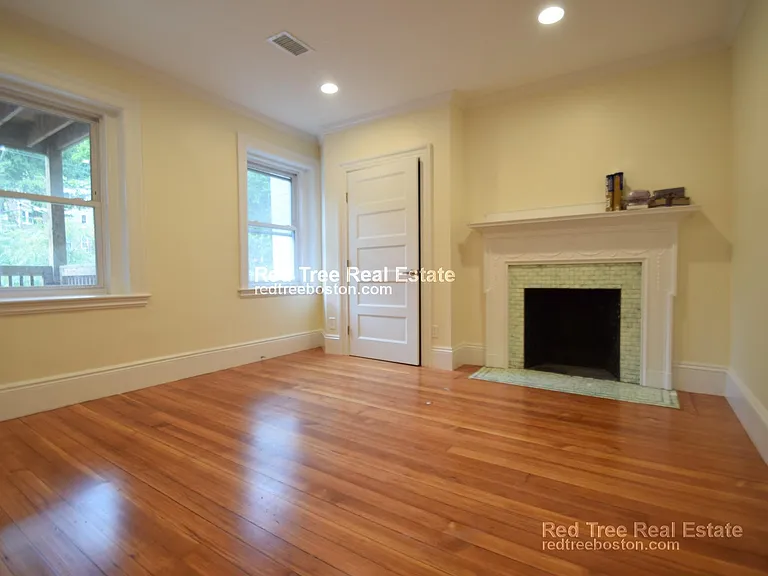 1616 Beacon St #5B — Photo 8