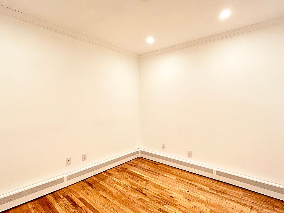 2nd image of 556 4th Ave #2