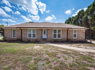 318 Feagin Mill Rd, Warner Robins, GA 31088