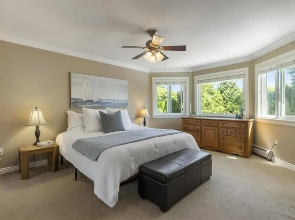 90XX 161st St, Surrey, BC V4N 0T2