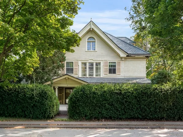 16 Kennard Rd, Brookline, MA 02445