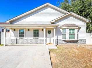 2016 Mier St, Laredo, TX 78043