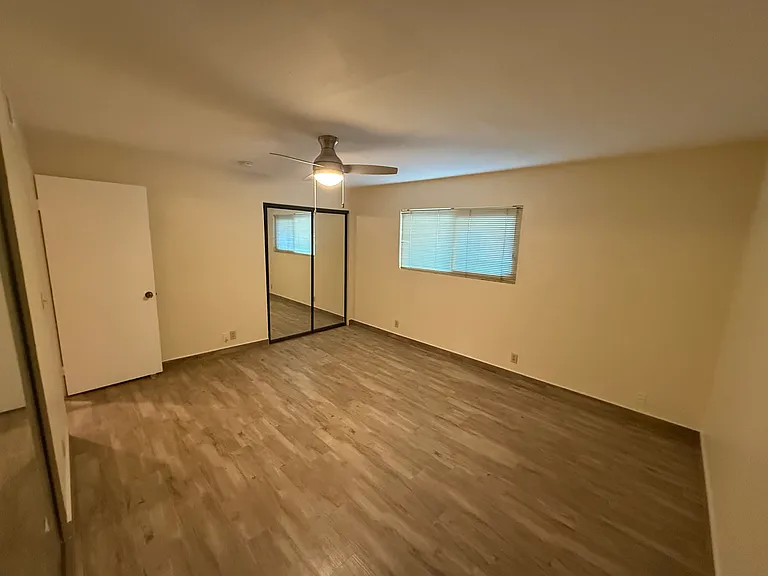 200 Elm Ave #7 — Photo 18