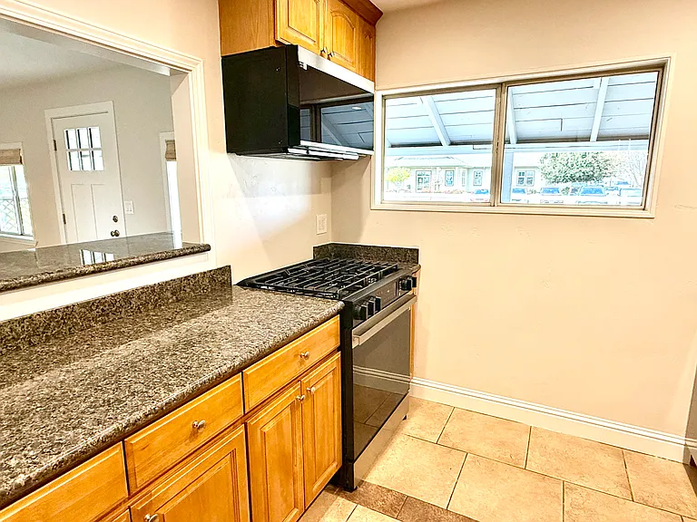 28351 Mace Blvd — Photo 13