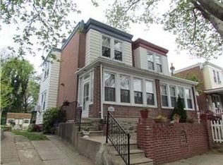7034 Shelbourne St, Philadelphia, PA 19111