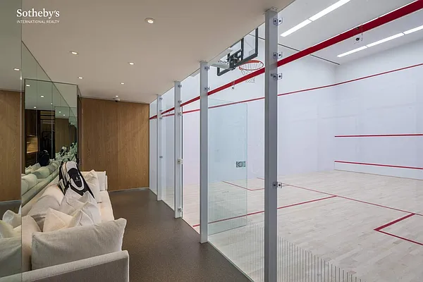 Sold by Sotheby's International Realty | media 52