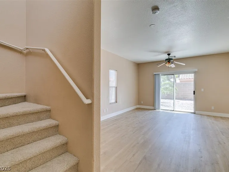 1401 Sycamore Spring Ct — Photo 16