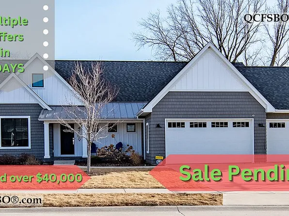4709 Lakeside Dr, Bettendorf, IA 52722