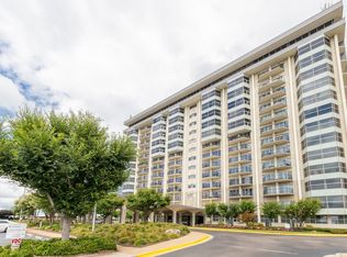 655 Riverside Dr APT 406B, Memphis, TN 38103