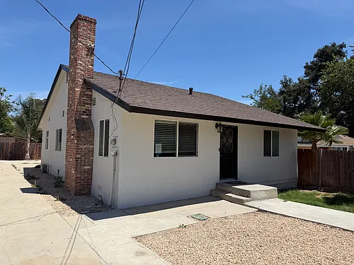11203 Roswell Ave Photo 1