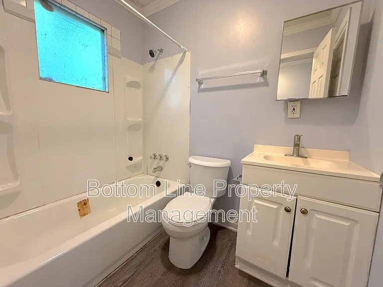 1134 W Davidson Ave #A — Photo 6