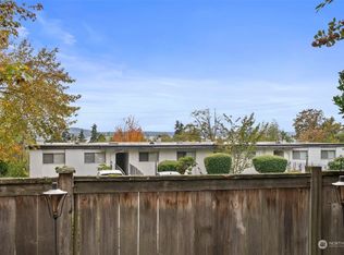 1020 S 230th St #B105, Seattle, WA 98198