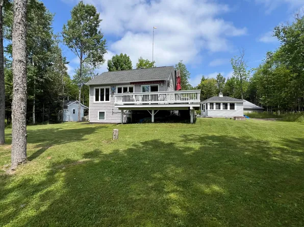 2 Loon Lane, Abbot, ME 04406