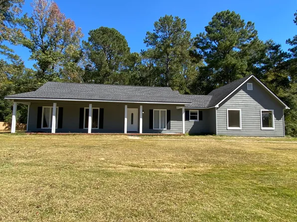 212 Gatlin Ln, Cataula, GA 31804