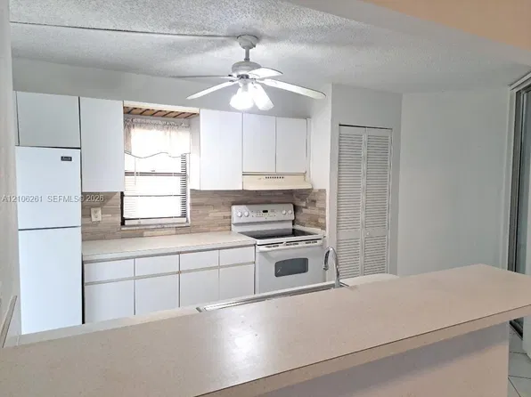 3100 N Pine Island Rd, Fort Lauderdale, FL
