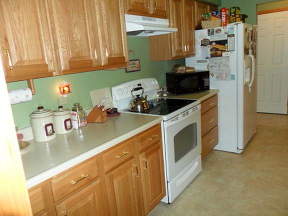 5th image of 62 McCullough Blvd