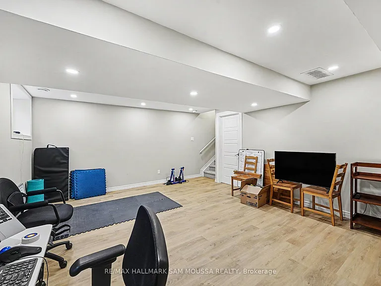 124 Dowdall Cir — Photo 39