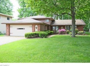 27933 Forestwood Pkwy, North Olmsted, OH 44070