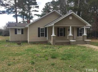 507 E Clinton St, Roseboro, NC 28382