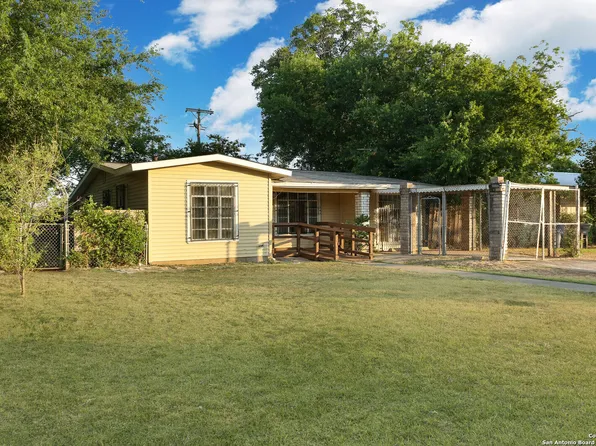 438 FARGO AVE, San Antonio, TX 78220