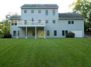 2538 McMenemy St, Little Canada, MN 55117