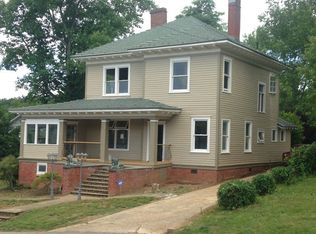 47 Dillard St, Murphy, NC 28906