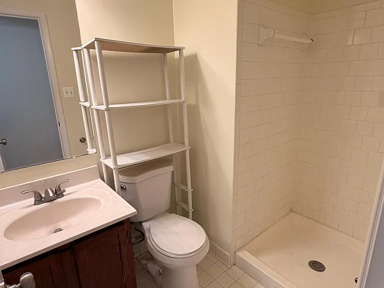 8818 Ridge Hollow Ct — Photo 19
