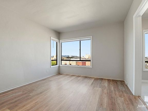 3rd image of 90 Terra Vista Ave #80-10