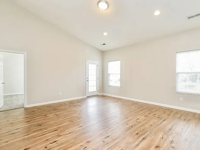 2 Red Brush Ct — Photo 4
