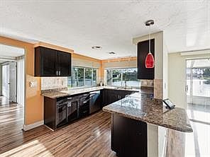 5th image of 3625 Landale Dr