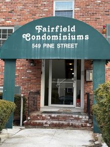 549 Pine St APT 1, Lowell, MA, 01851