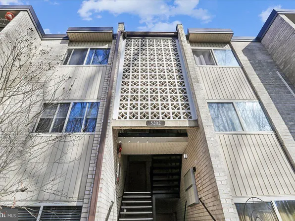 5202 Crossfield Ct #120, Rockville, MD 20852