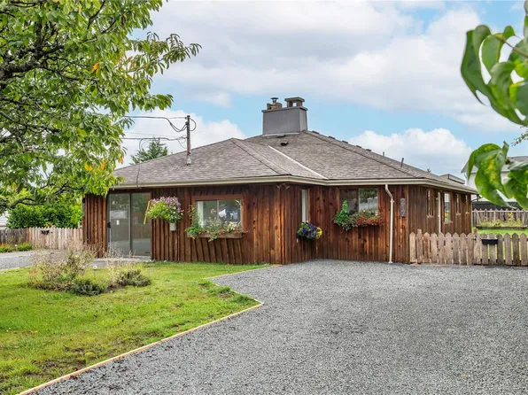 217 Larwood Rd, Campbell River, BC V9W 1S3