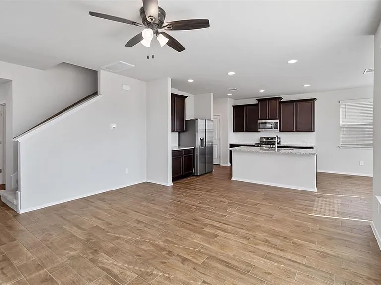 5613 Respinto Dr — Photo 10